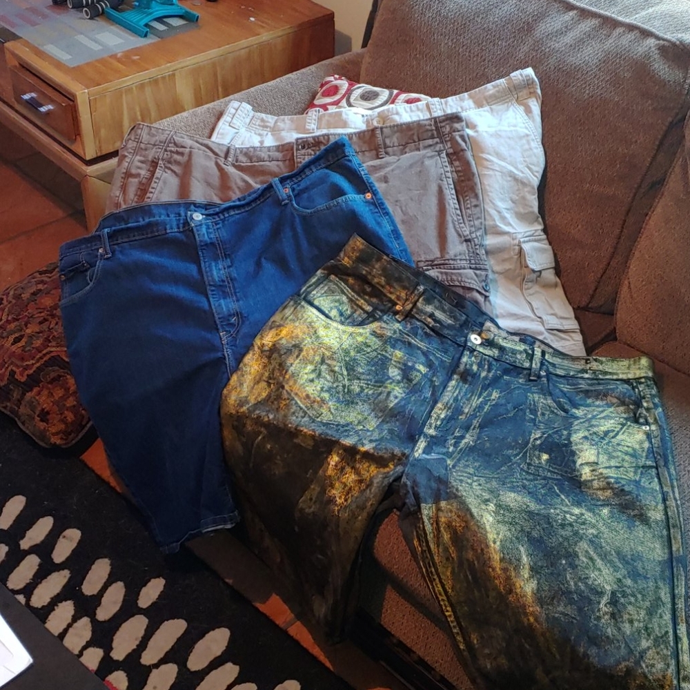 Lot , of 4 men's shorts